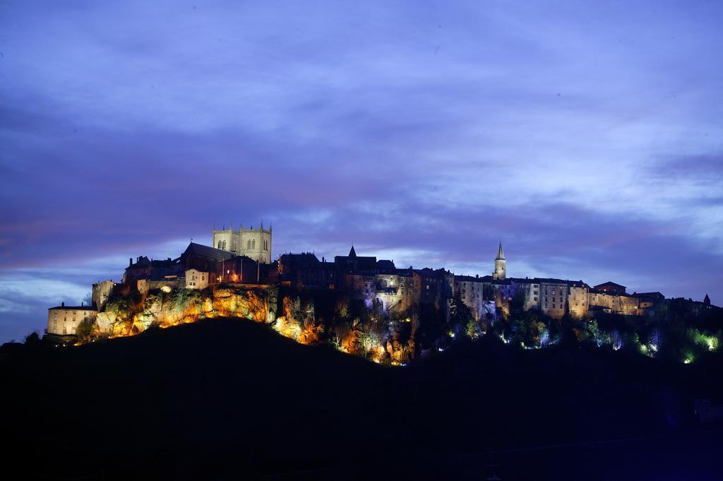 Logis Hotel Beau Site Loubaresse  Екстериор снимка