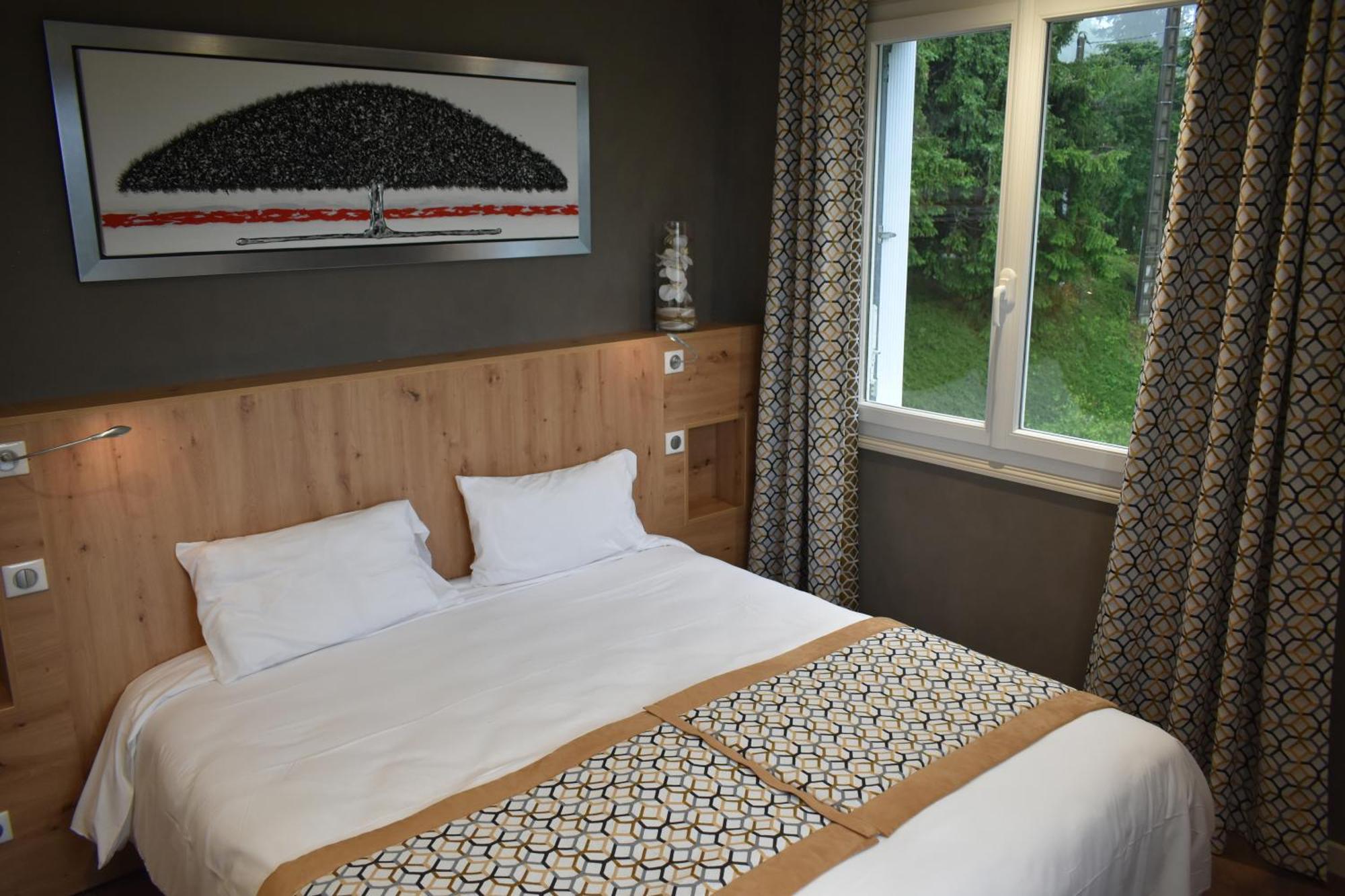 Logis Hotel Beau Site Loubaresse  Екстериор снимка